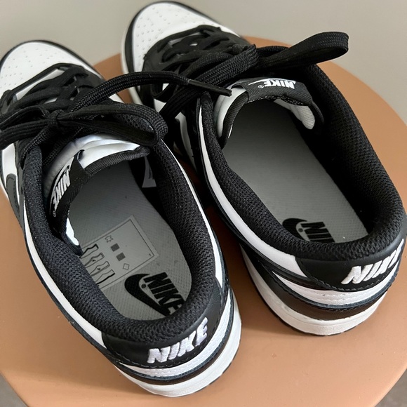 Nike Dunk Low W Sz 9.5 - Picture 6 of 9